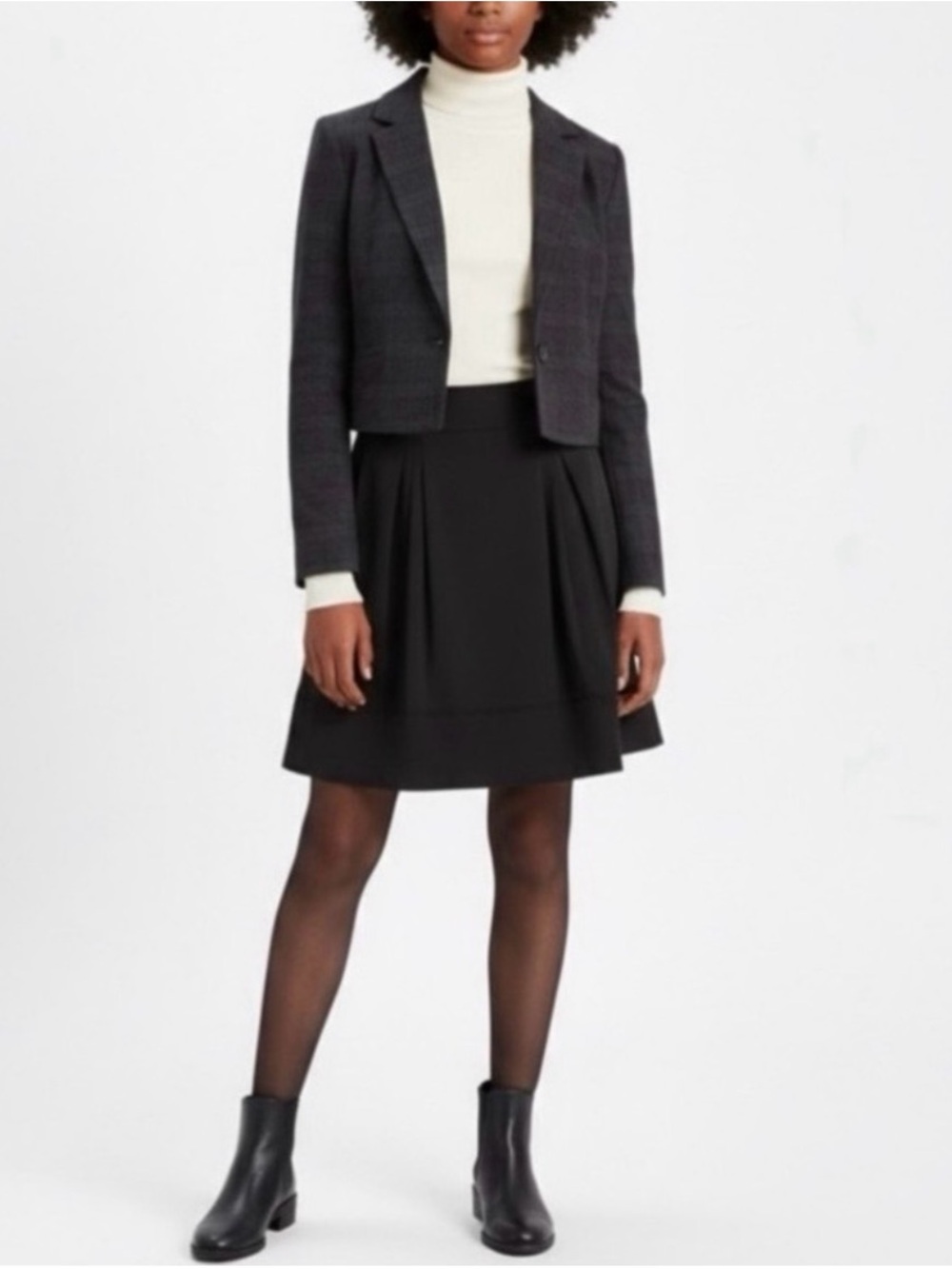 Elegant Black Skirt